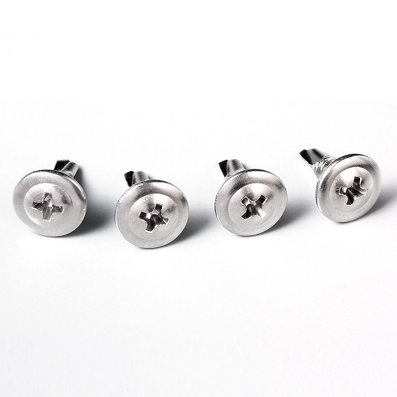 Hdeb4698178184e8c95c52e245b56f64fE